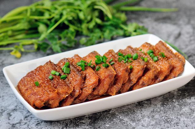 8道百吃不厌的经典家常菜，简单易做，味道很好吃。