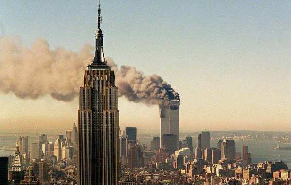 “911”事件客机撞向美国大楼，为防空导弹不击落？真相终于揭开