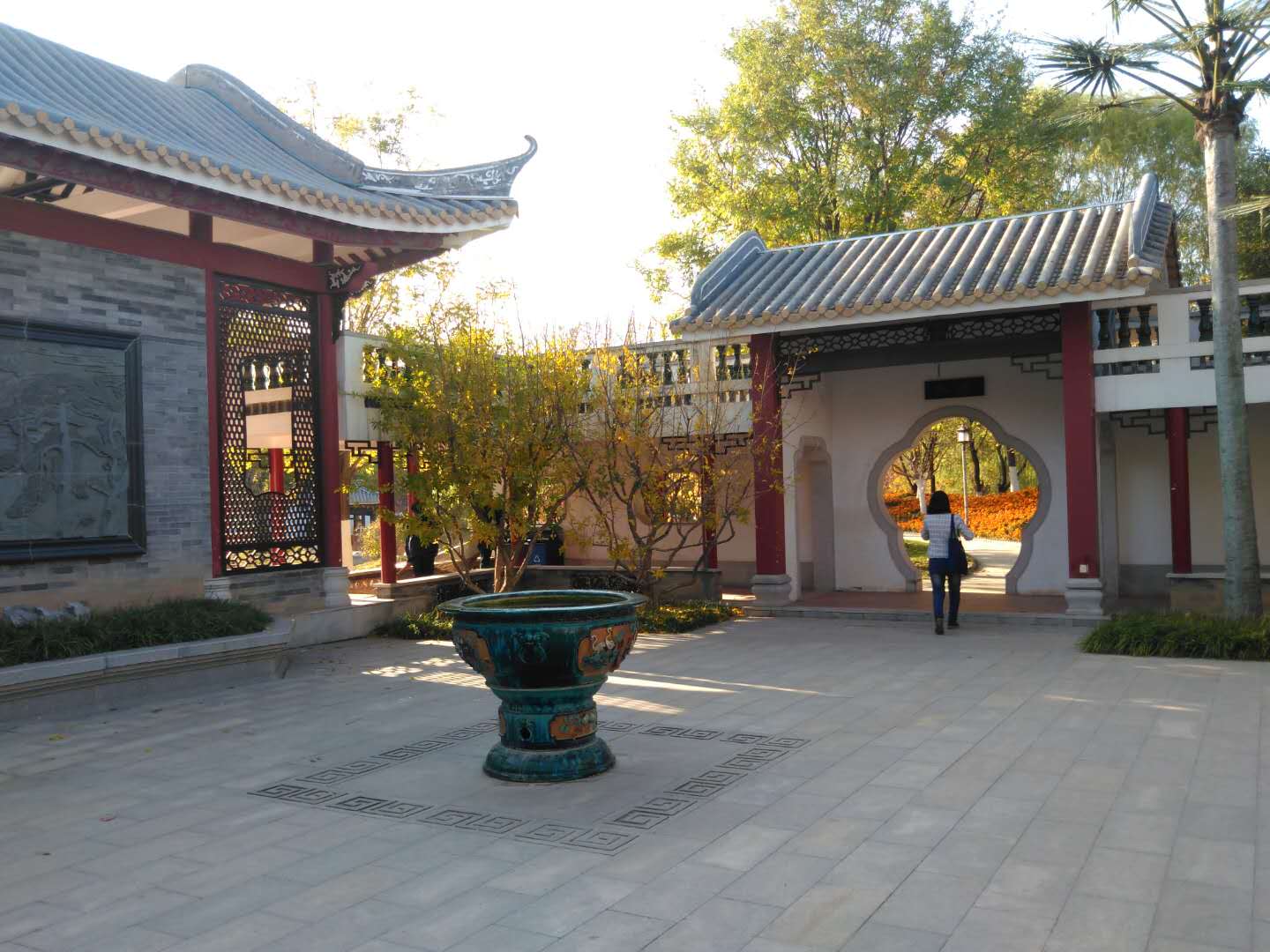 共工网诗人：五律·广府民居
