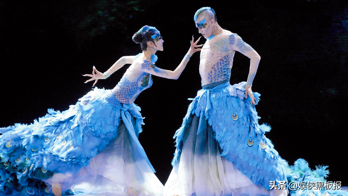 杨丽萍随便吃个火锅，就引发了一轮口水战，为