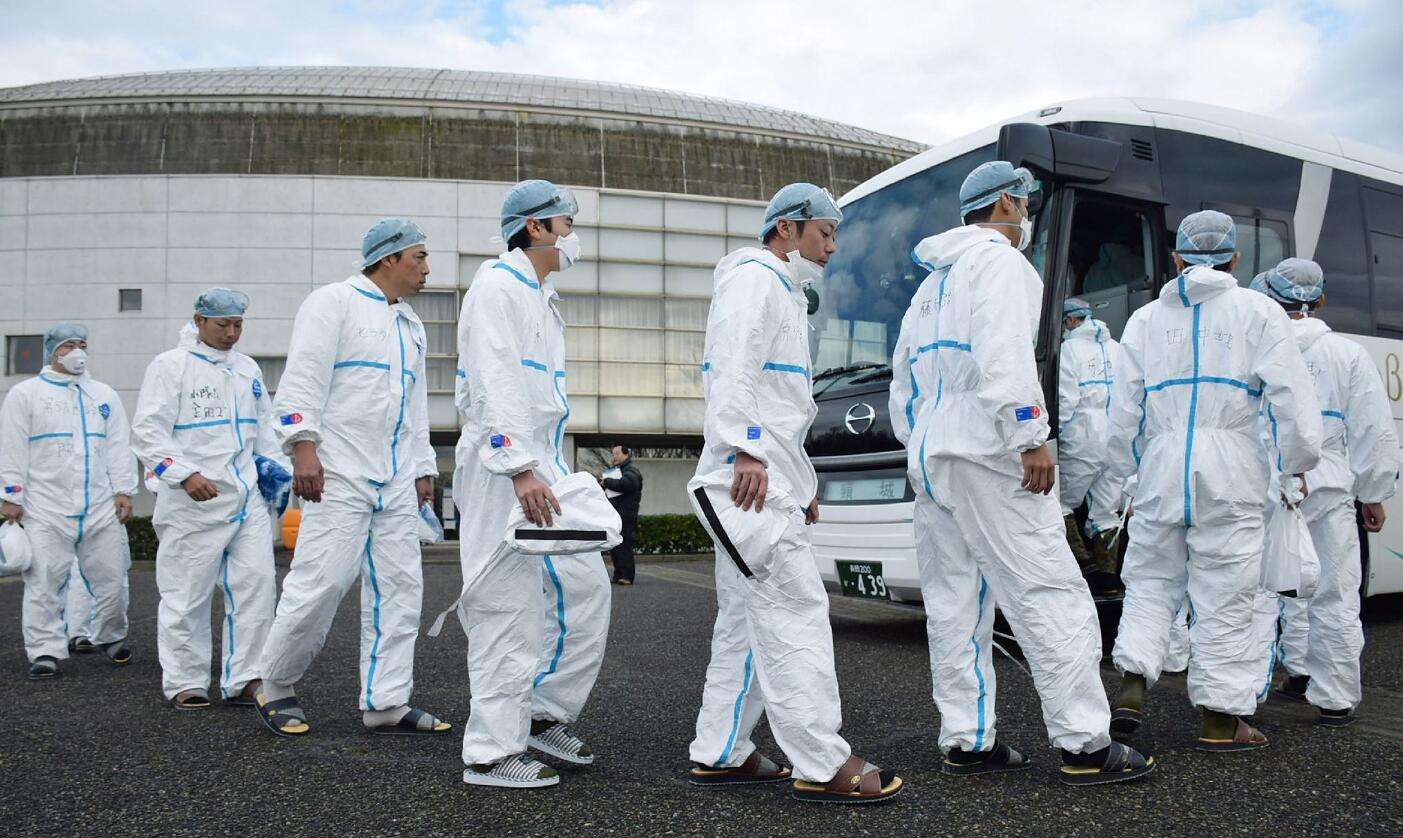 死亡人数超10万，美国脸肿了吗？特朗普：想把记