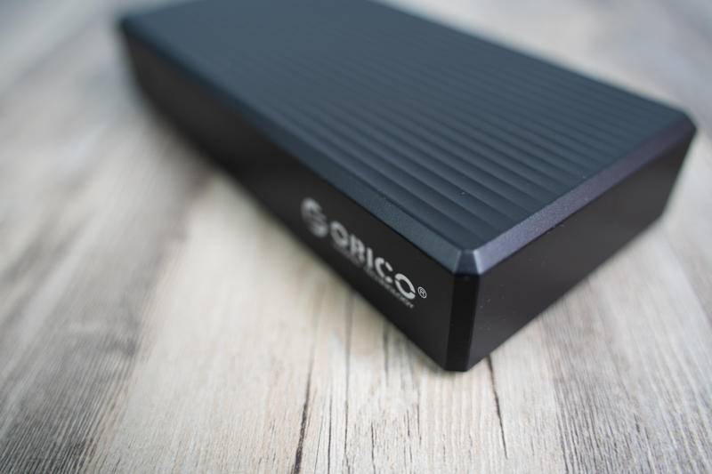 一斤半，小米10充6次电：ORICO 30000mAh充电宝