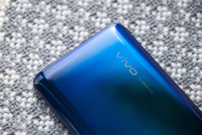 vivo X30来啦，16日60倍调焦