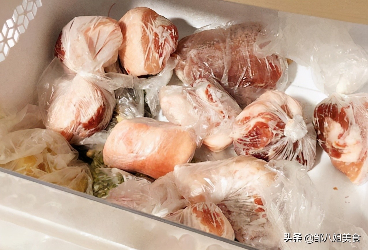 保存猪肉，不要直接塞进冰箱冷冻，教您正确方法，冻肉吃着像鲜肉