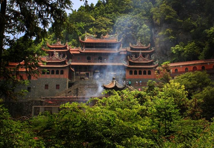 福建又一景区走红，被称为“南方的蓬莱仙岛”，距县城只有16公里
