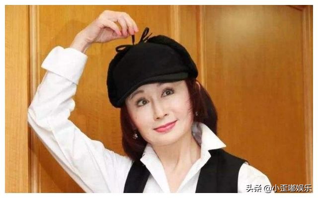 還在嘟嘴扮嫩的阿姨們，看看這些女演員，是如何超齡演出少女感