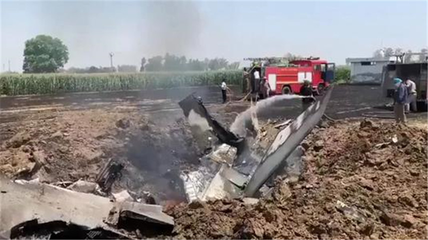 5天内美军损失2架5代机，美国人：是中国改了程