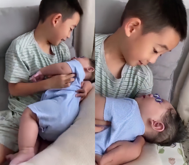 應采兒曬照感慨兒子長大，小小春睡姿花樣百出，小床快裝不下長腿