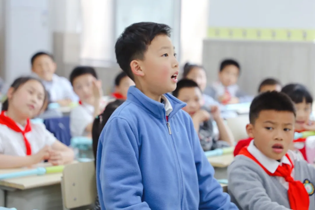 「家长课堂」——华中附小家长进课堂之爱护眼睛远离近视活动