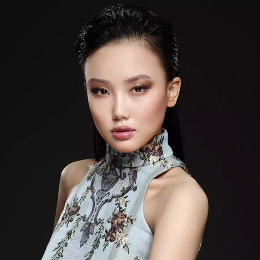 “歌红人不红”的黄龄:她是最有个性的“浴室歌手”