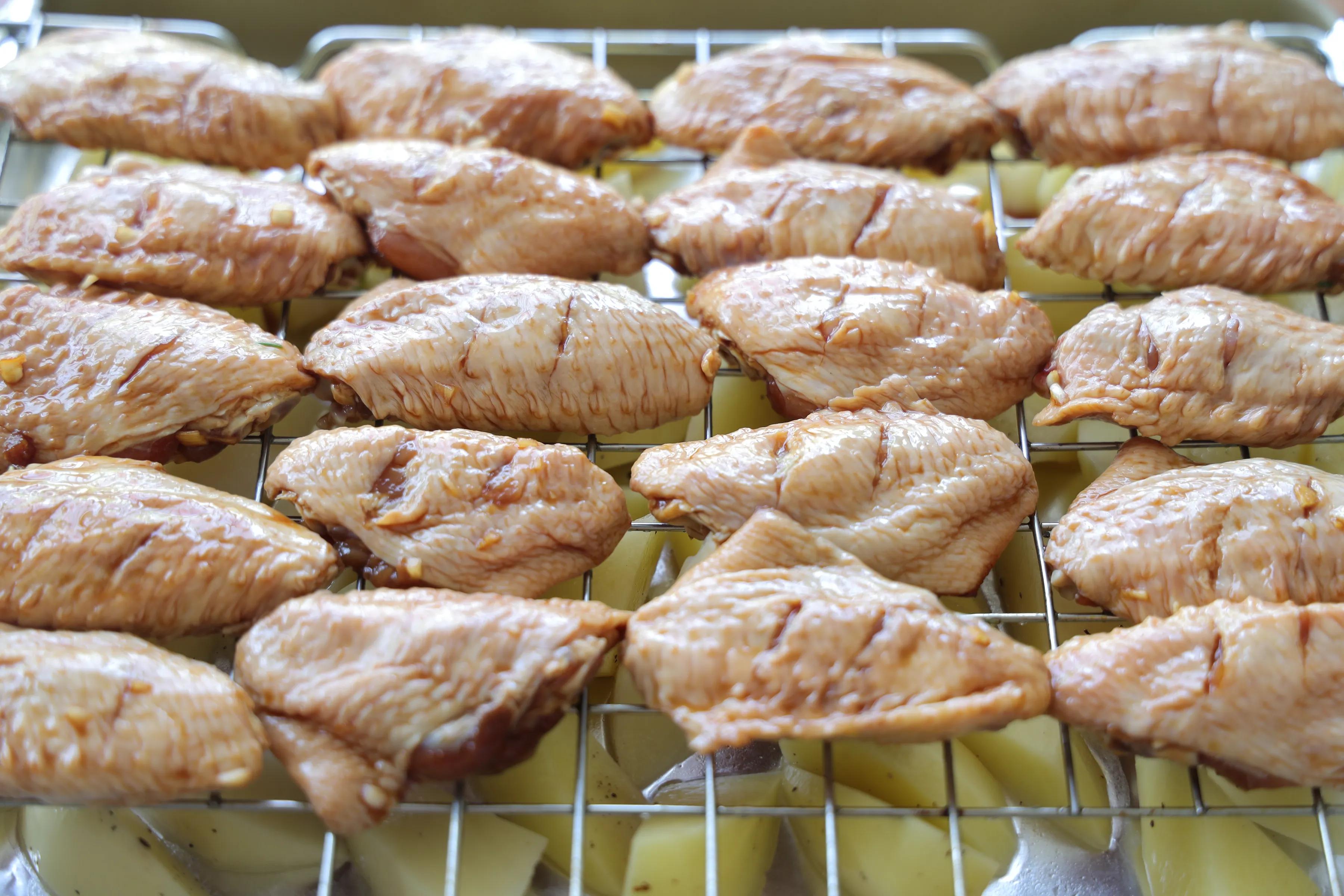 雞翅別紅燒，試試這個做法，不加油，外焦里嫩，吃一次就忘不了