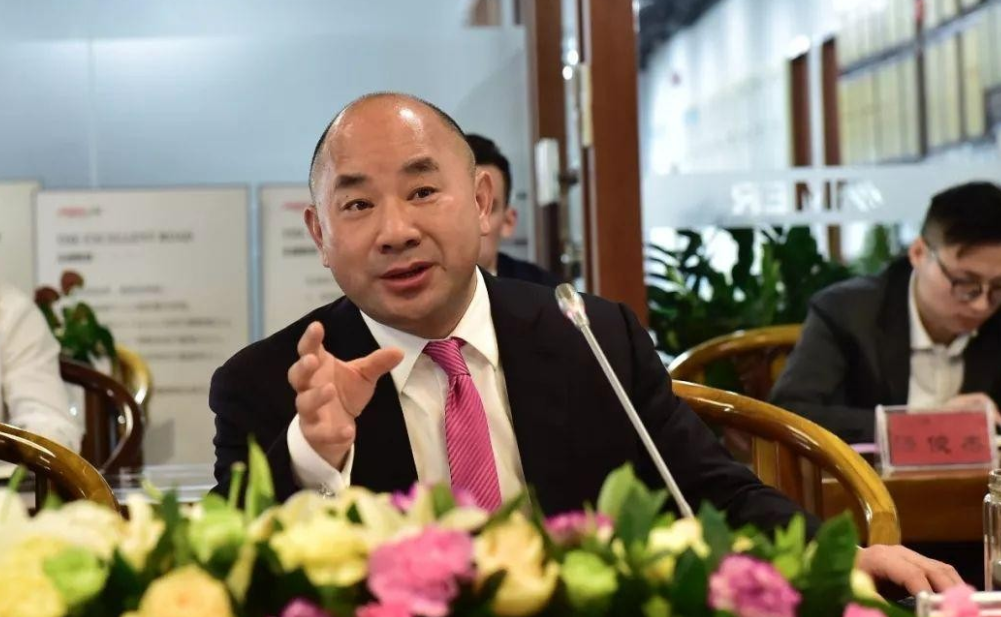 中国隐形首富，坐拥全球20多座矿山年收入超6000亿，公司还没上市