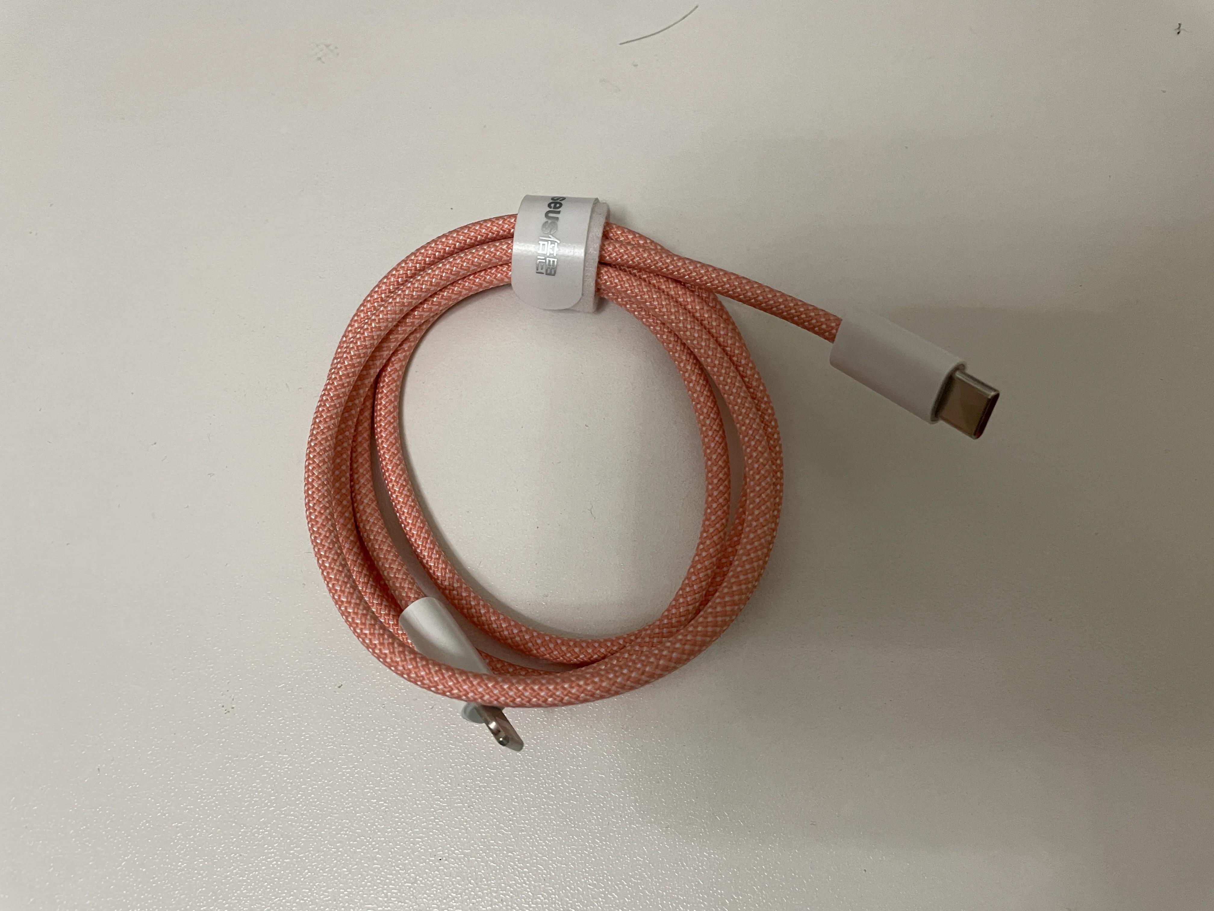 超级硅还是氮化镓，快充到底谁是王，亲测倍思超级硅30W快充