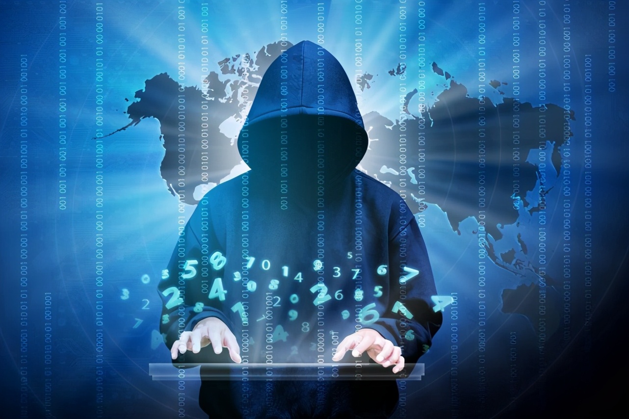 贼做多了看谁都像贼，蓬佩奥又咬上中国：就是中国攻击的美国网络
