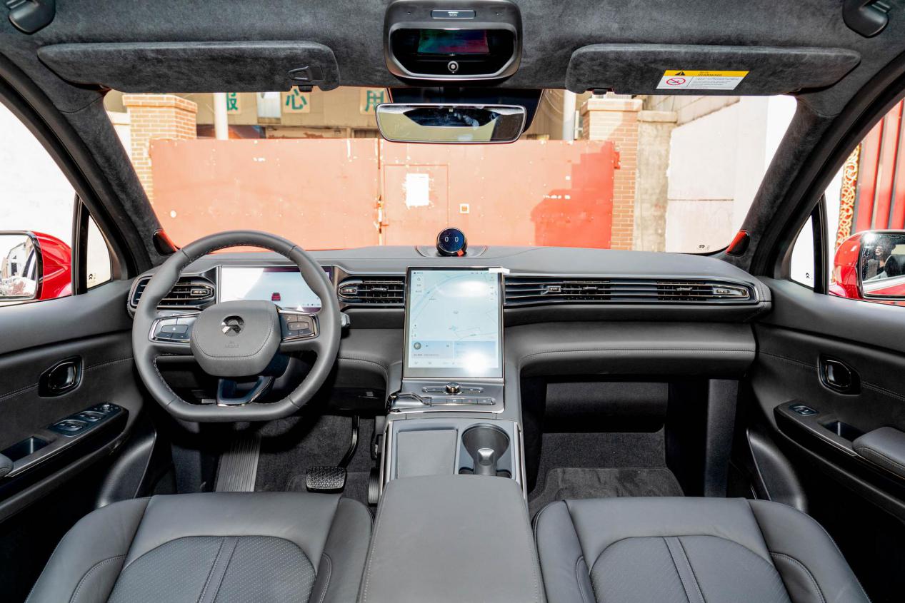 电动汽车怎么买？长续航、大空间，这2款好车或许很适合你