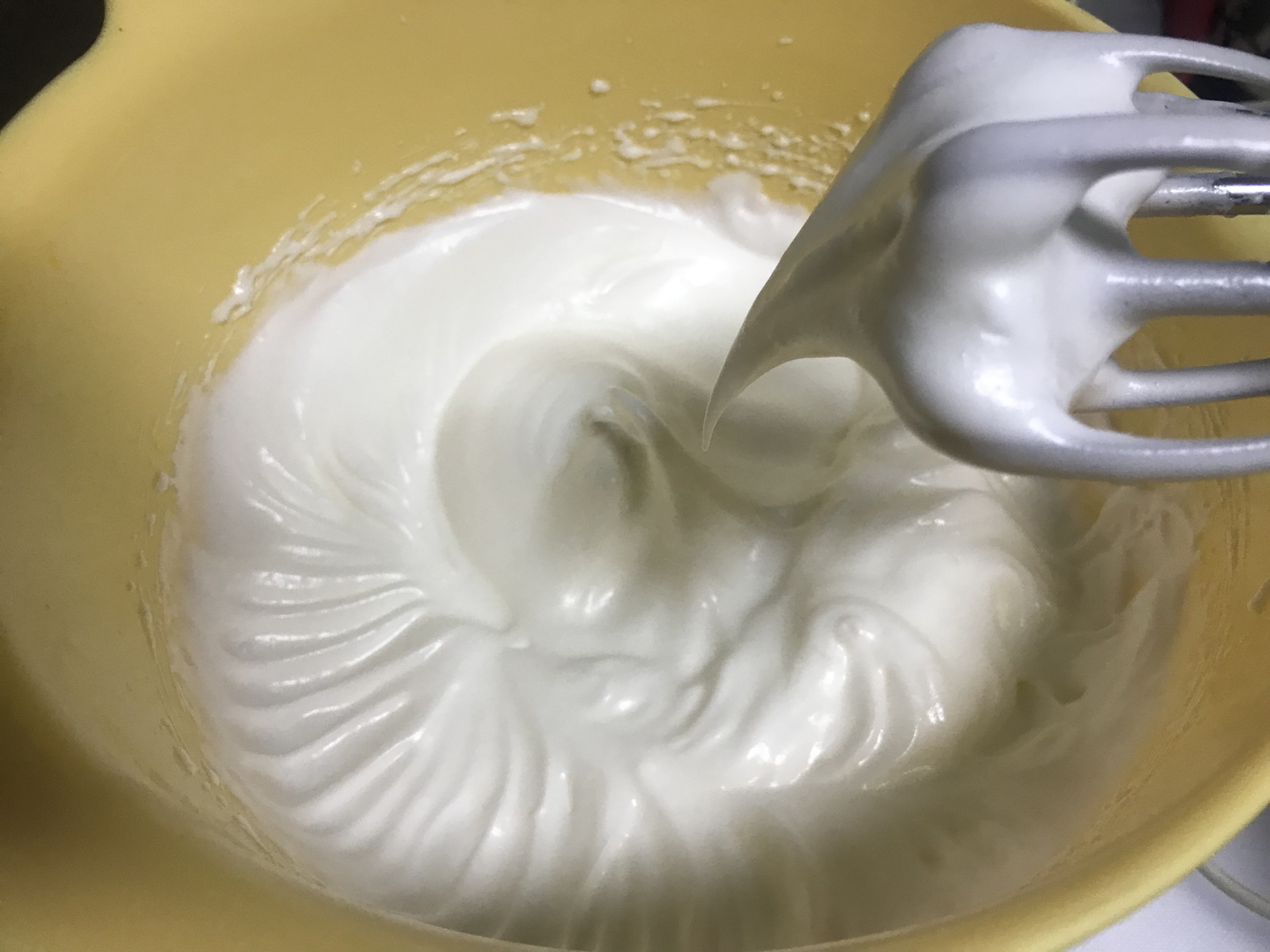 蛋糕卷總失敗，明白這1點，輕鬆做到香甜綿軟不開裂，營養又美味
