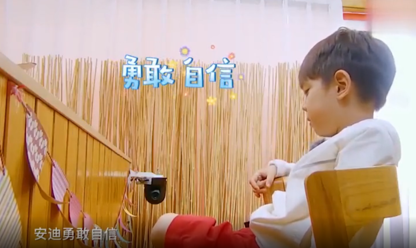 霍思燕到底做了什麼？ 4歲嗯哼能隨口爆金句，還會解釋地球自轉