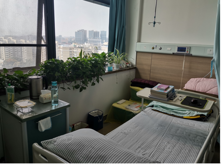 22岁因肛瘘住院，31岁还没出院，小伙自学肛肠病学找证据打官司，医院被判承担15%赔偿责任