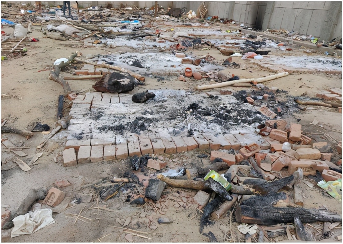 这时候还分尊卑贵贱！印度火葬场急聘高种姓员