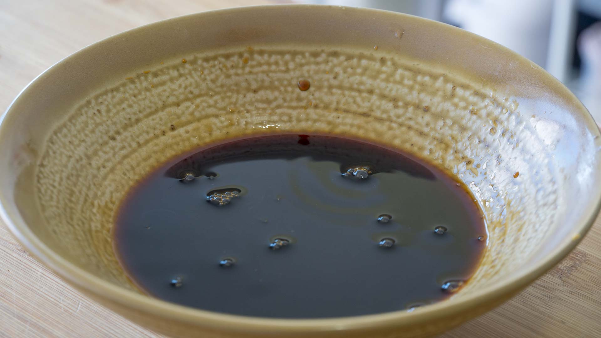 雞腿這麼做才真解饞，鮮嫩多汁，軟爛入味，一鍋12個雞腿不夠吃