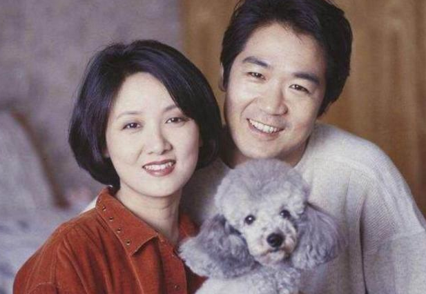 陈宝国：一段婚姻一个孩子，与妻子相爱47年，儿子也是男一号