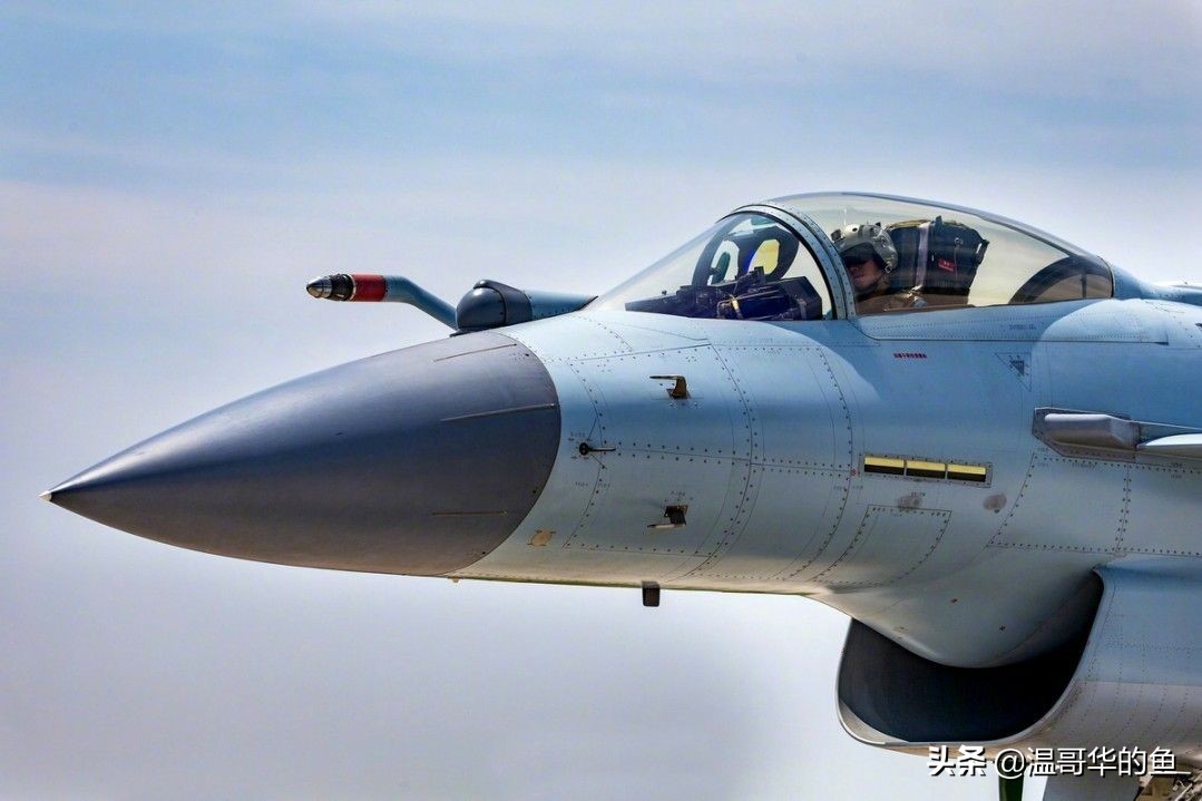 ����̨����66��F-16Vս�����-10C��ȣ�������ģ�