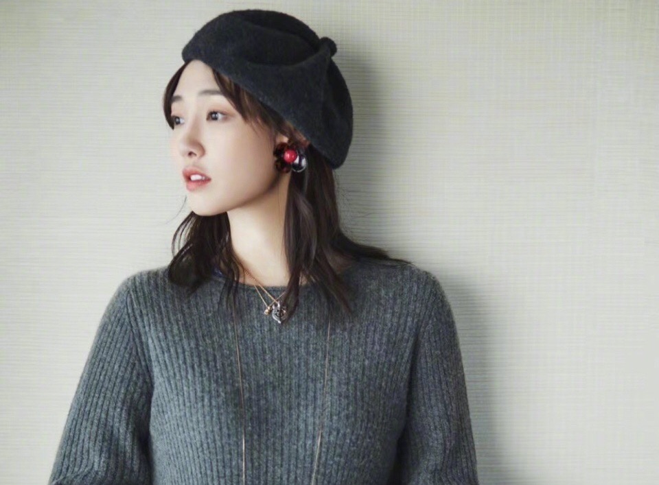 关晓彤没人敢管我了，"京圈格格"被徐静