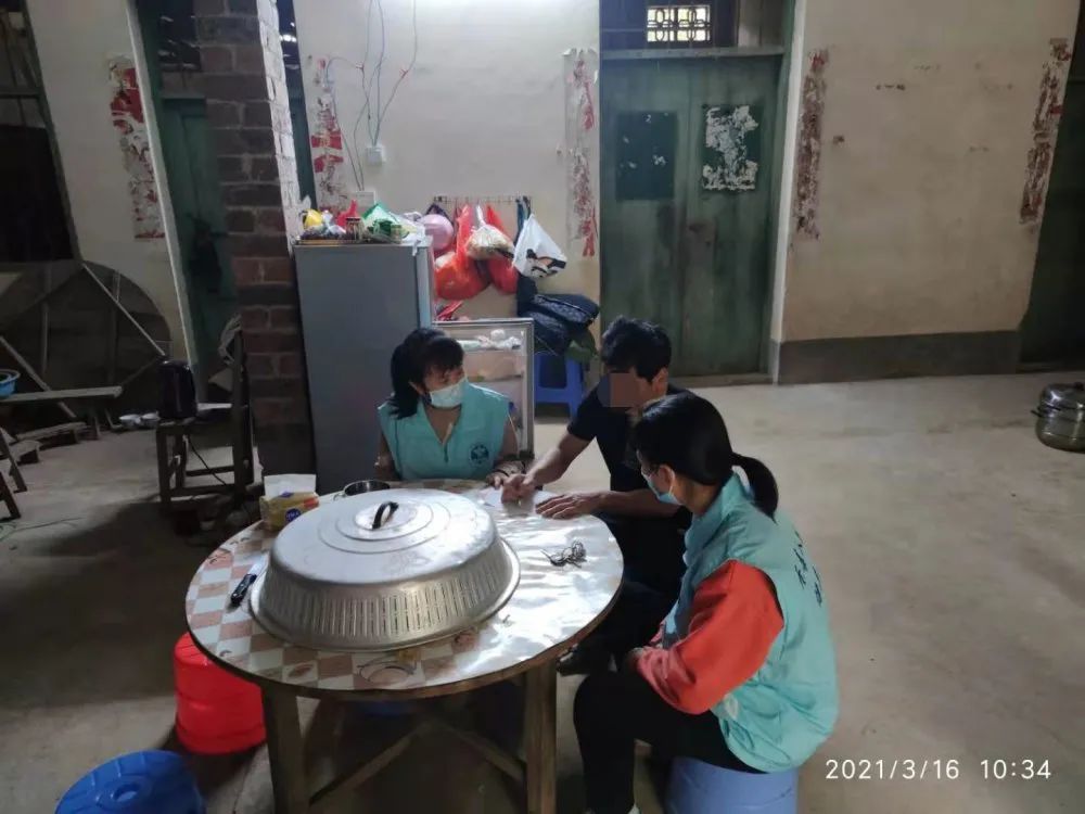 良庆区：不仅要做 “ 禁毒侠 ” 还要做 “ 雷锋侠 ”！
