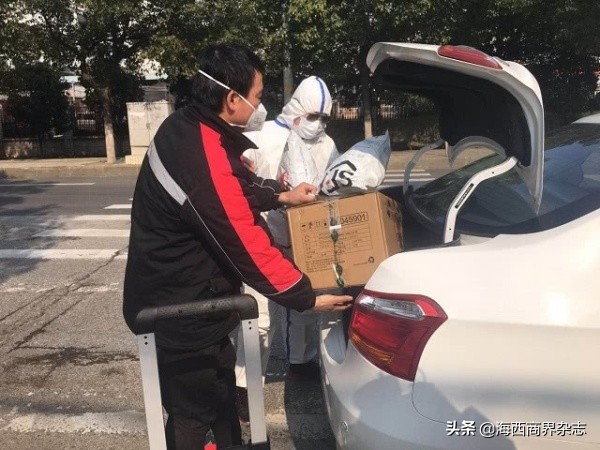 中通、顺丰对比鲜明：送出23亿包裹行业第一，收