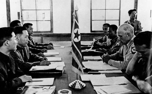 冷战背景下的朝鲜战争爆发，中国人民志愿军抗美援朝