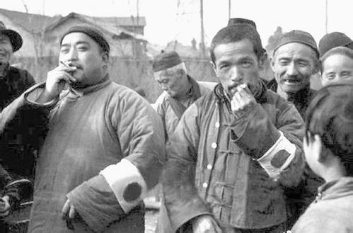 中国大汉奸，倾家荡产只为送日军两架飞机，81岁才被逮捕枪决
