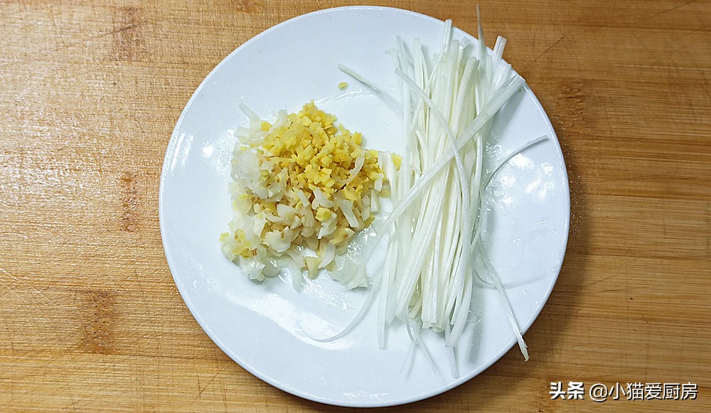 图片[7]-用肉丝拌莴笋 这样荤素搭配 好吃还不腻 非常美味 下饭不错-起舞食谱网