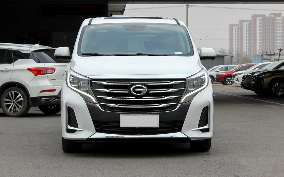 国产保姆车!2.0t 8at有252匹马力,7座配航空椅,18万不输埃尔法