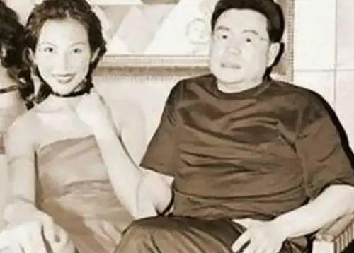 蔡少芬为母还8000万赌债，曾当刘銮雄情妇，张晋：“我不在乎！”