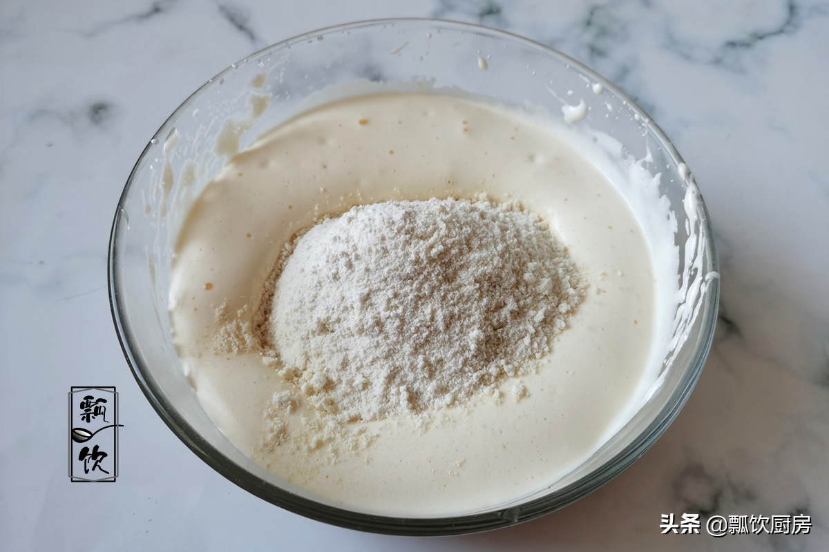 別只會做老蛋糕，這蛋糕比老蛋糕香多了，做法不難，純甜蜜享受