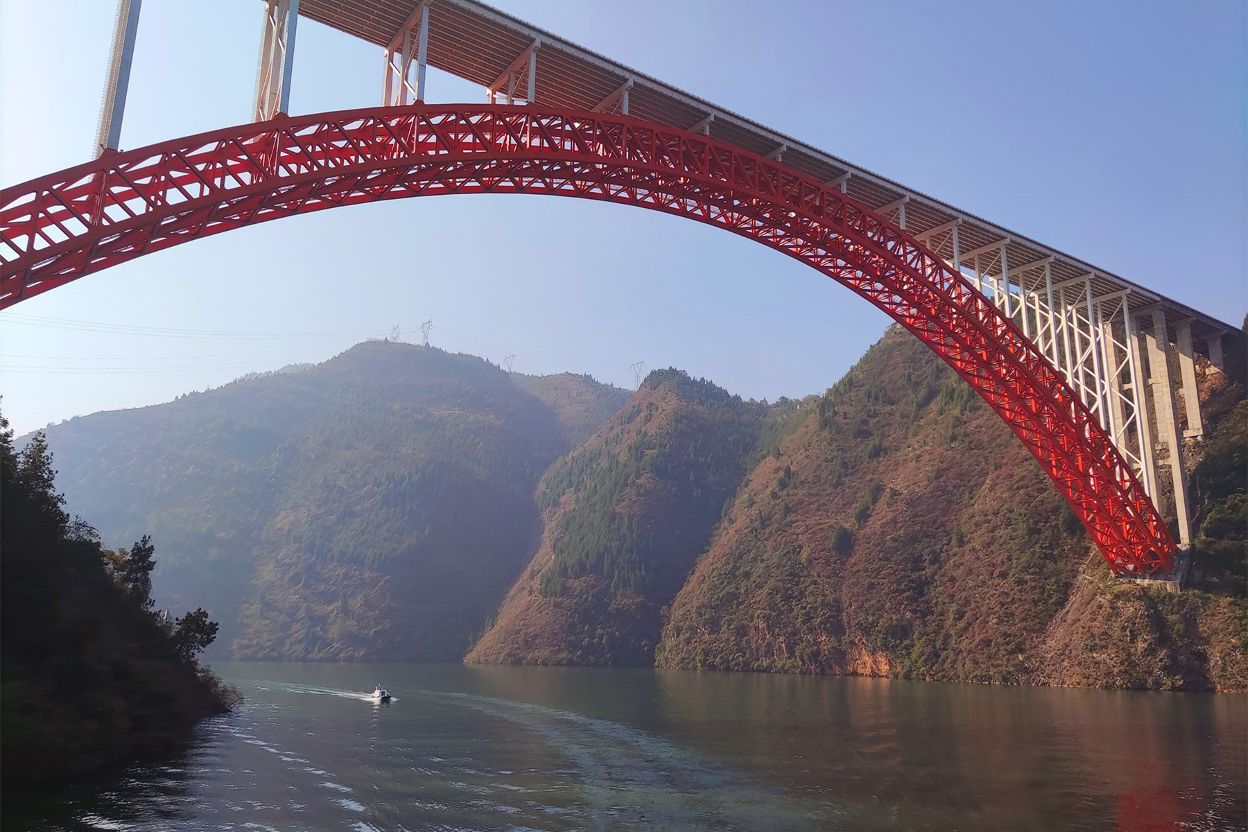 重庆特色产业生态渔业：年产值超200亿元，人均水平却很差