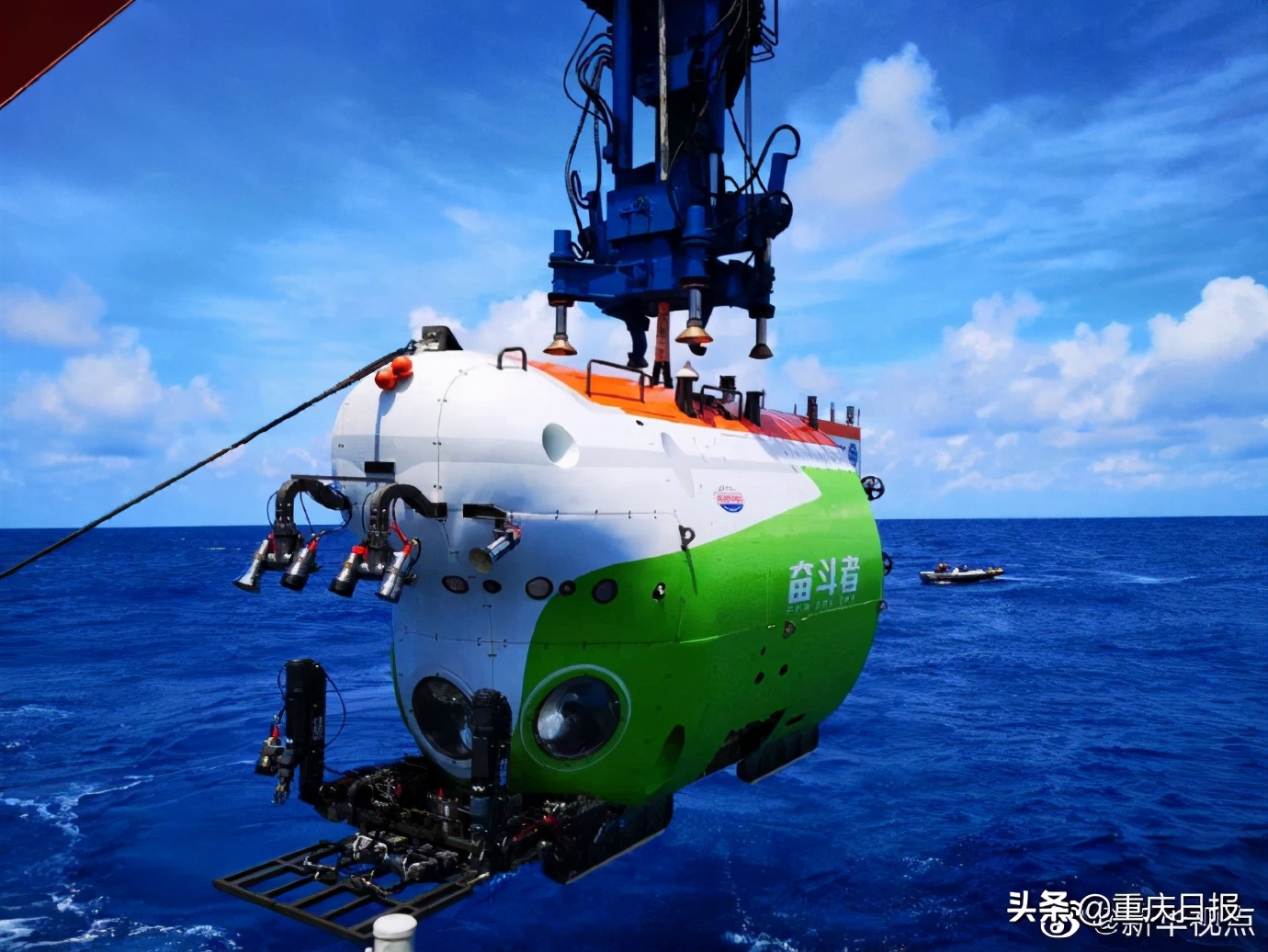 成功坐底10909米深海！“奋斗者”号胜利返航