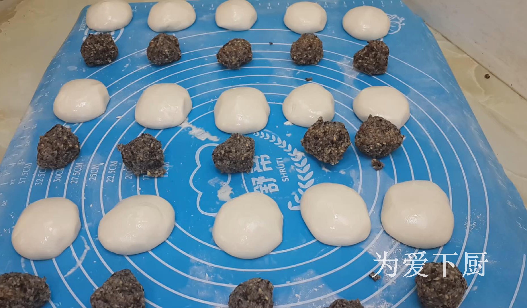 麻團這做法才最正確，掌握3個技巧，個個空心不炸鍋，比買的還香