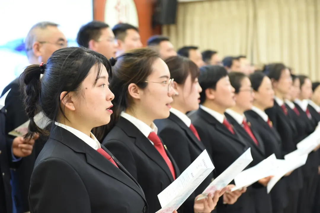 「教育整顿」麒麟区检察院:道德讲堂学模范 法治精神永流传