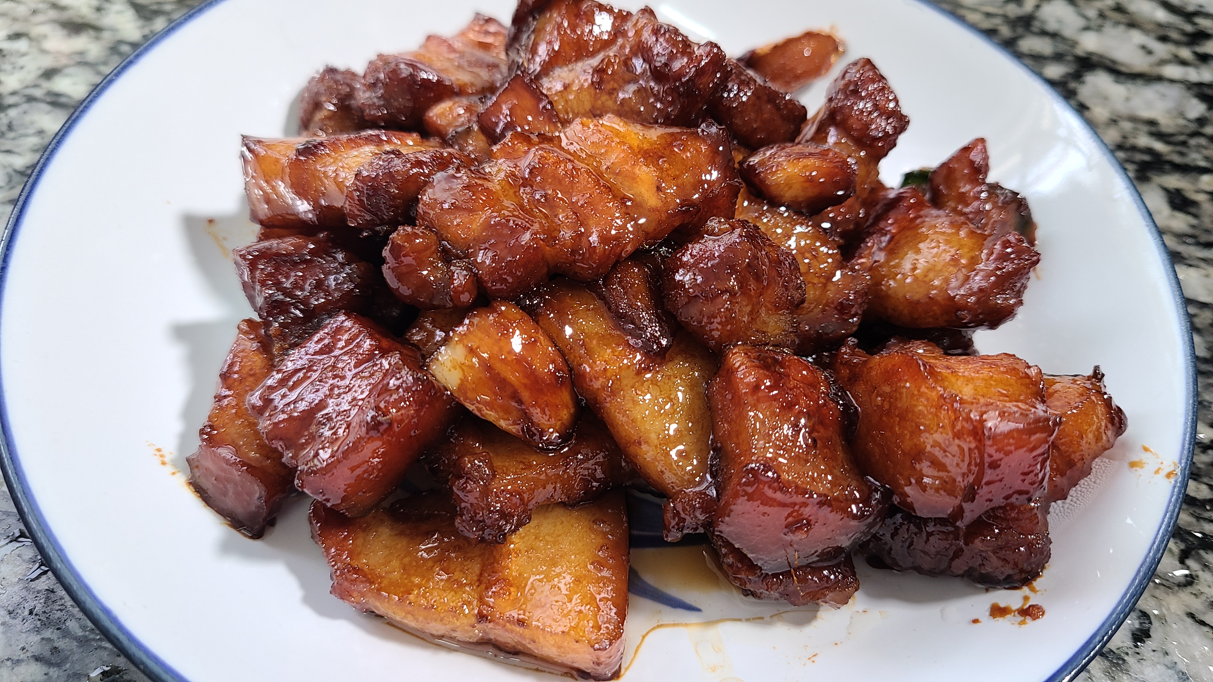 五花肉吃得多了，還是這種家常做法好吃，簡單下飯又營養