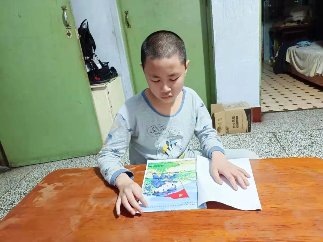家校共育，创书香环境丨双流区特殊教育学校开展班级阅读活动