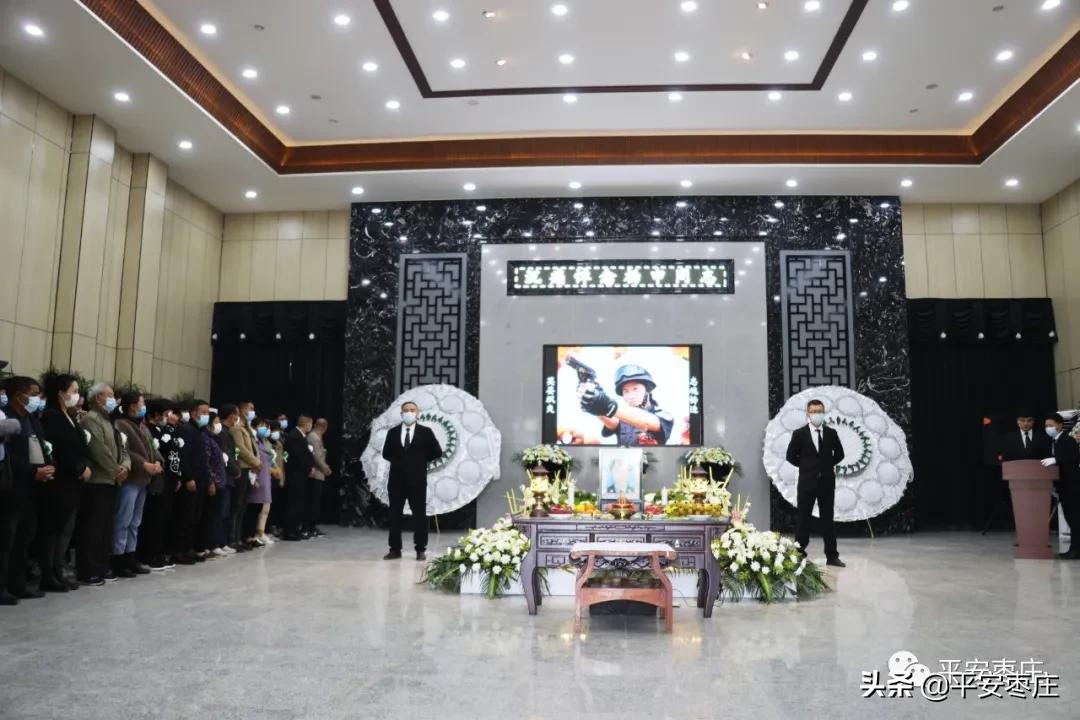 她，走了……