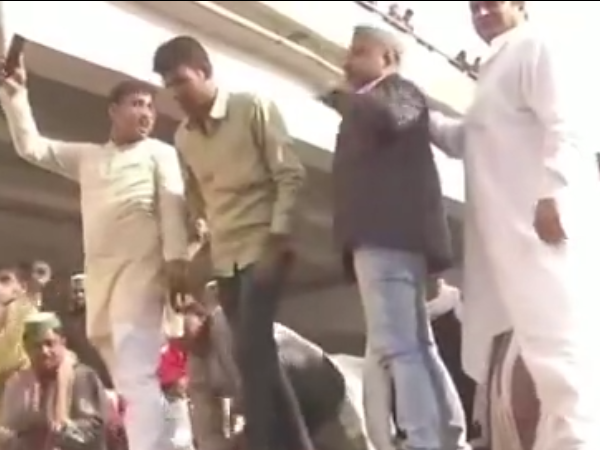 印度國內傳來�壞消息�？ 數十萬農民湧進新德里，局勢愈加緊張