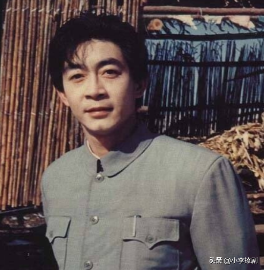 从“全民追捧”到“跌落神坛”，62岁的六小龄童做了哪些荒唐事？