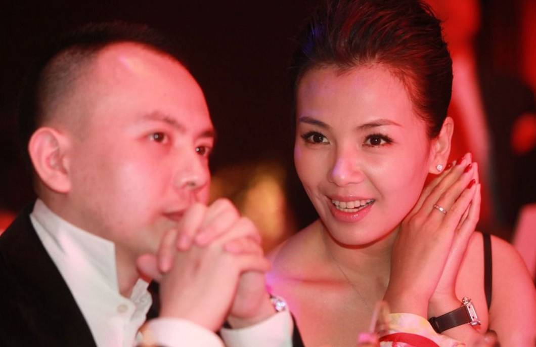 “国民贤妻”刘涛：那些替夫还债的日子，太不容易了