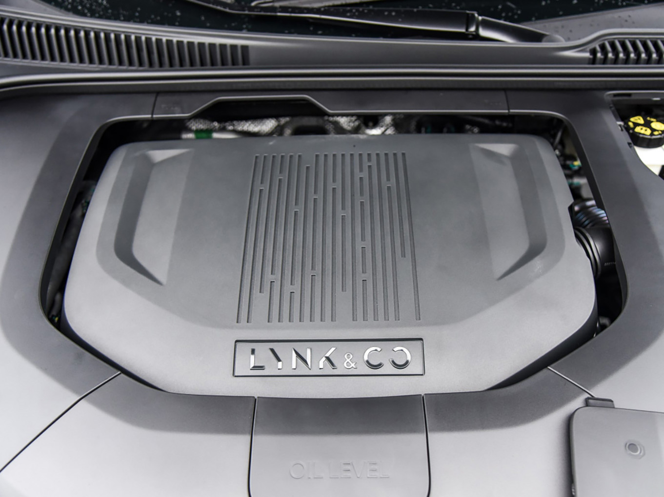 试驾领克06：上市不到3个月，交付量破10000台，它凭什么