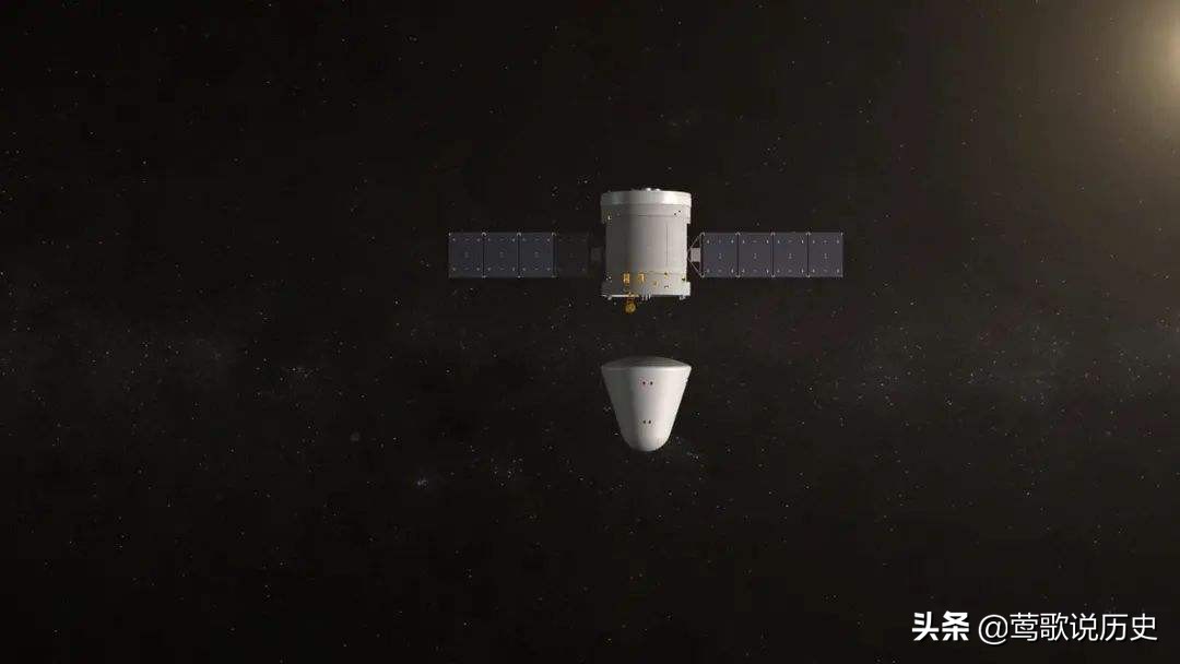 中国新一代飞船安全着落，解放军战士手持激光