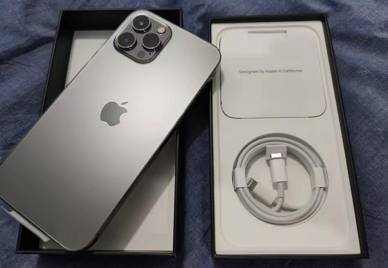 花费6999元！从安卓换到iPhone12Pro，一个月后我认为这钱花得值