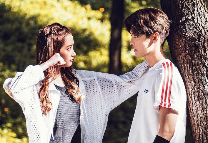 鹿晗喜欢上别人怎么办？关晓彤的回答告诉我们