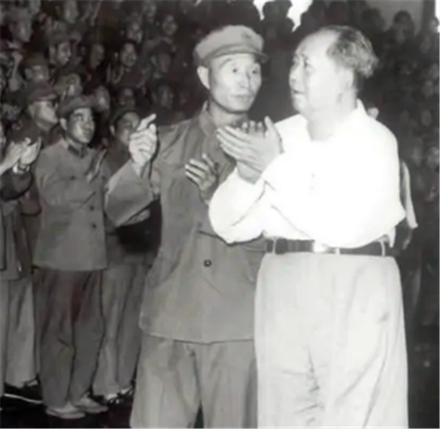 1964年重要会议上张爱萍离开，周总理要求检查其口袋：保密无小事